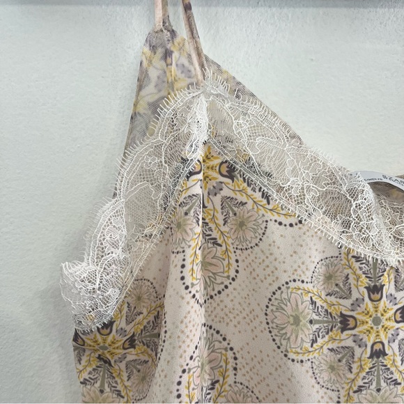 Zara Top - Picture 3 of 4